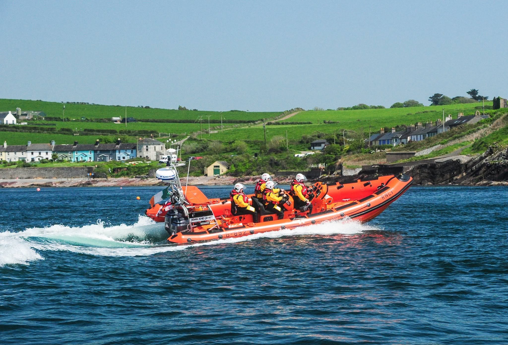 Father and Son Rescued by Crosshaven RNLI After Being Cut Off by Tide at Disused Pier